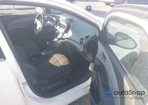 2013 Chevrolet Sonic Lt Auto z USA, uszkodzony, nr VIN 1G1JC6SB0D4118246